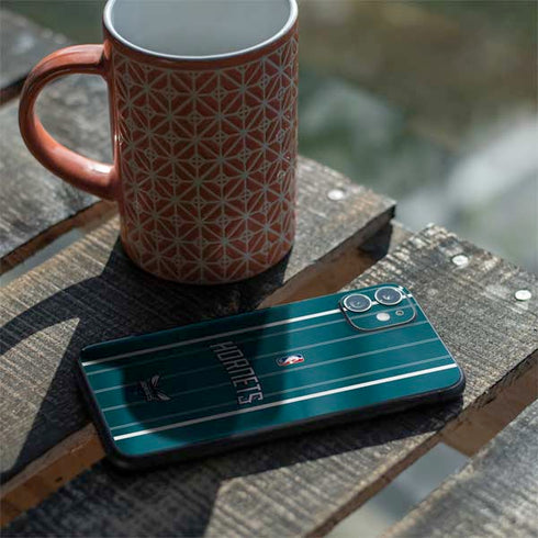 NBA Charlotte Hornets Jersey iPhone 11 Skin